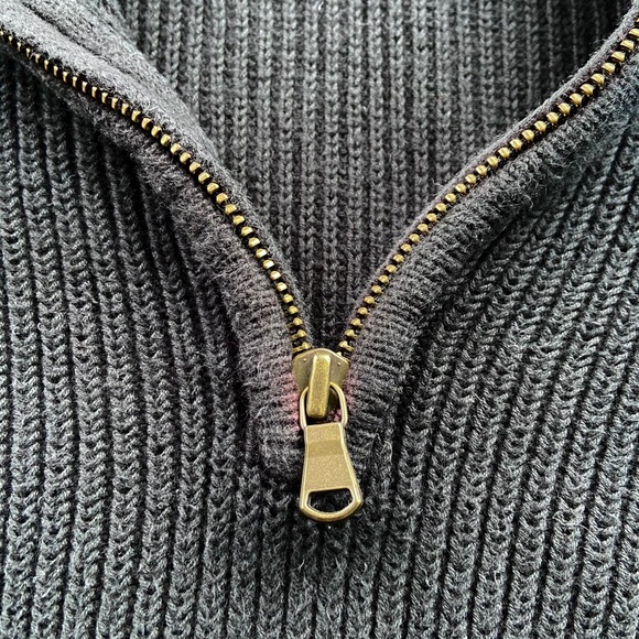 EXPRESS • Men’s Sweater • Pullover Quarter Zip - Picture 3 of 4